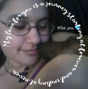 Meet your Posher, Dominique